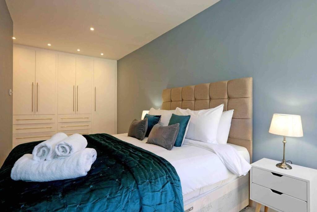 Hébergement de vacances 3bed Townhouse Earls Court Old Manor Londres