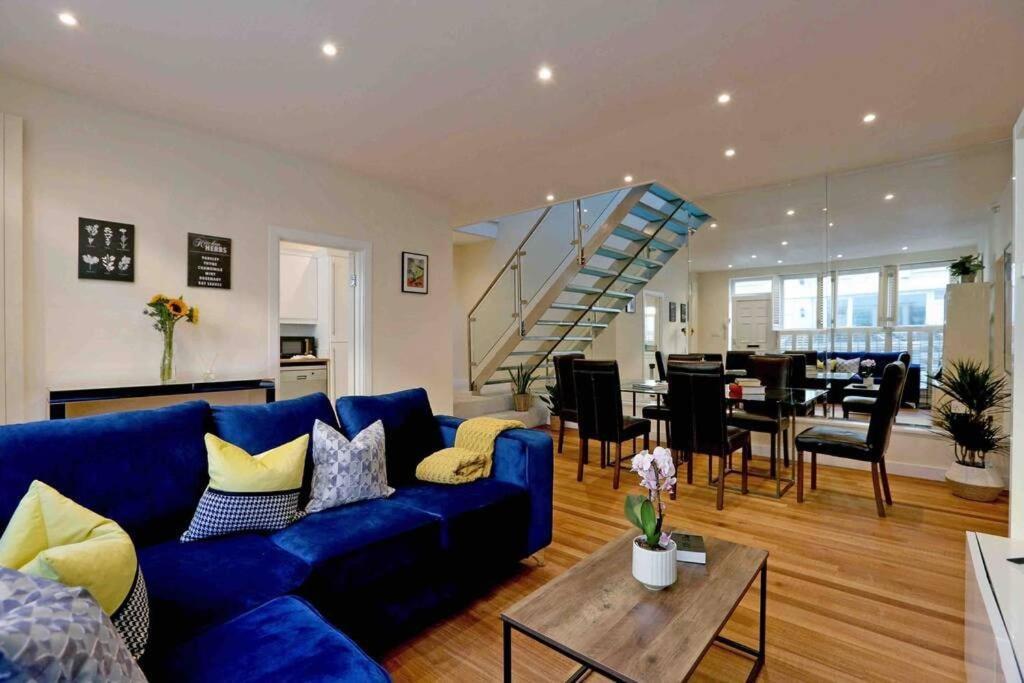 Hébergement de vacances 3bed Townhouse Earls Court Old Manor Londres